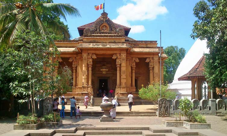 Mulkirigala Raja Maha Vihara