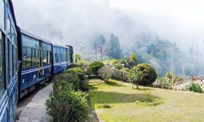 sikkim luxury tour vehicle