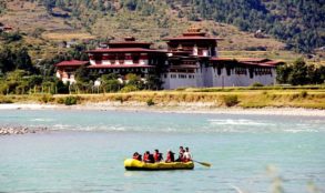 Rafting In Mo Chhu